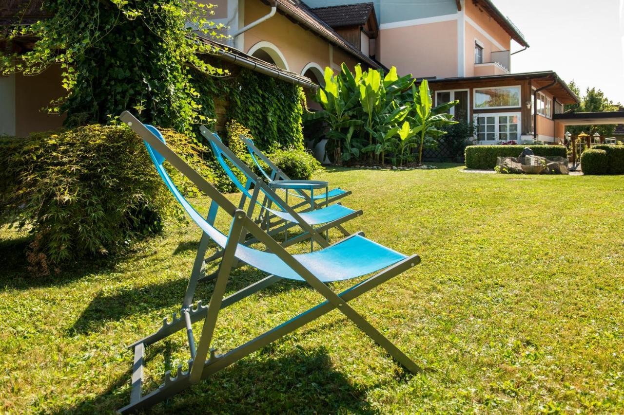 Hotel Altneudoerflerhof Bad Radkersburg Buitenkant foto