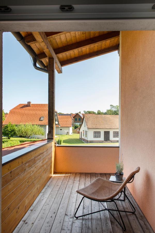 Hotel Altneudoerflerhof Bad Radkersburg Buitenkant foto