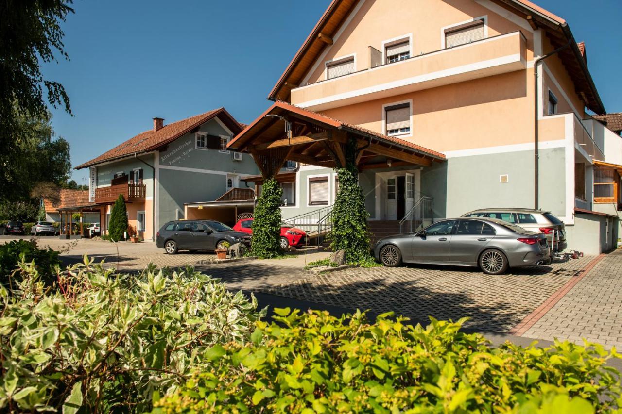 Hotel Altneudoerflerhof Bad Radkersburg Buitenkant foto