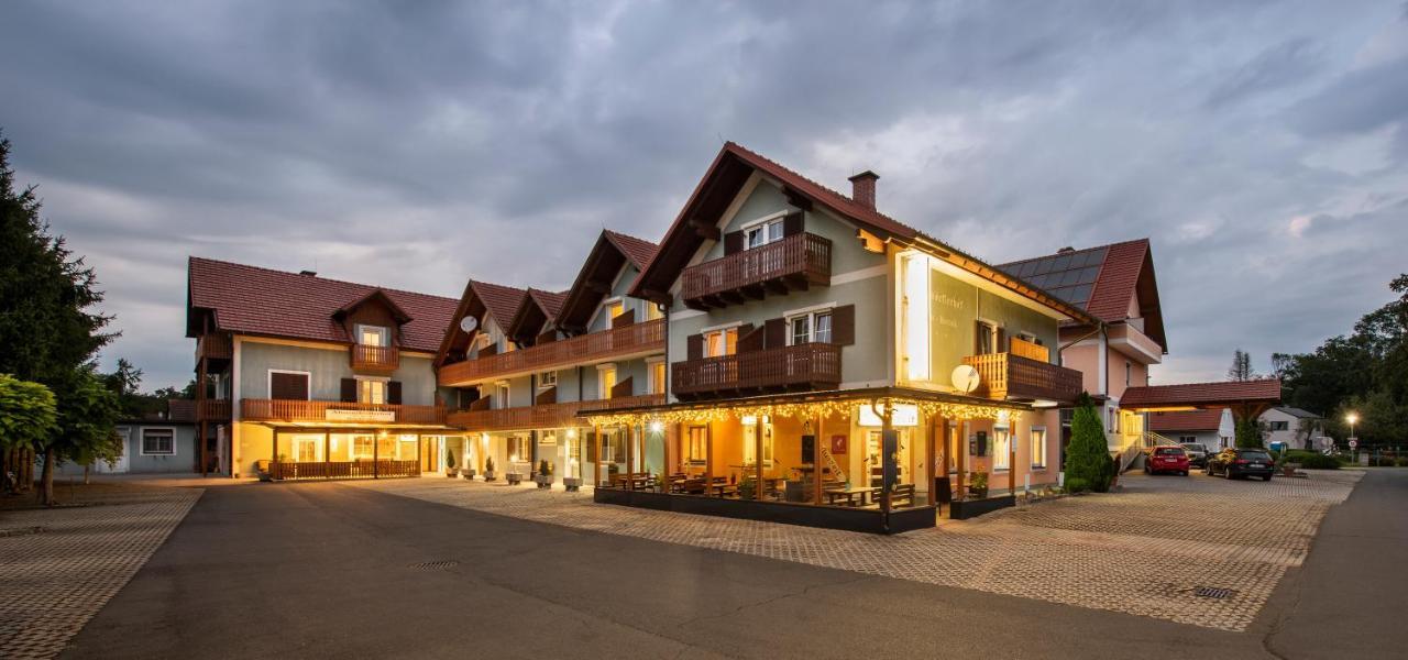 Hotel Altneudoerflerhof Bad Radkersburg Buitenkant foto