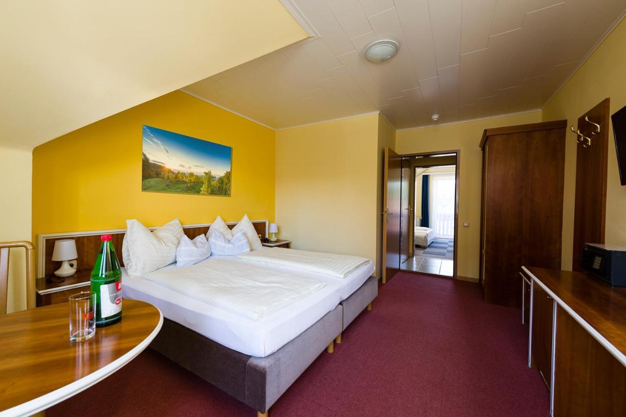 Hotel Altneudoerflerhof Bad Radkersburg Buitenkant foto