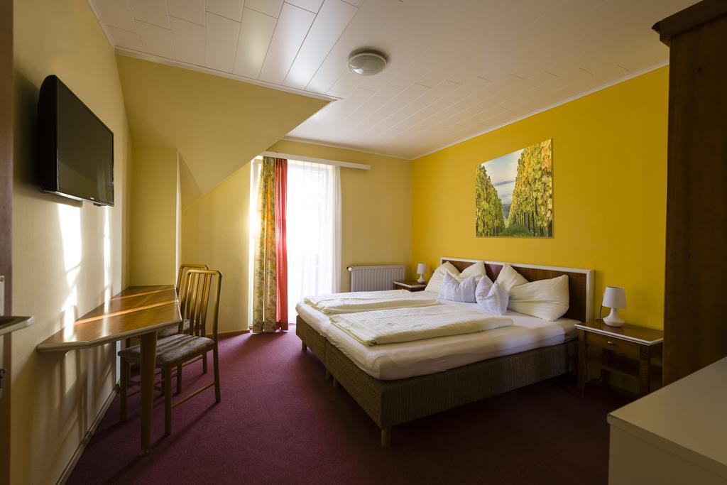 Hotel Altneudoerflerhof Bad Radkersburg Buitenkant foto