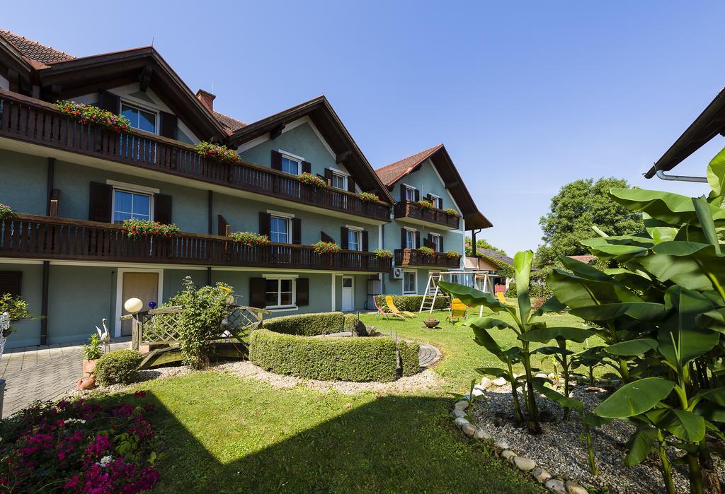 Hotel Altneudoerflerhof Bad Radkersburg Buitenkant foto